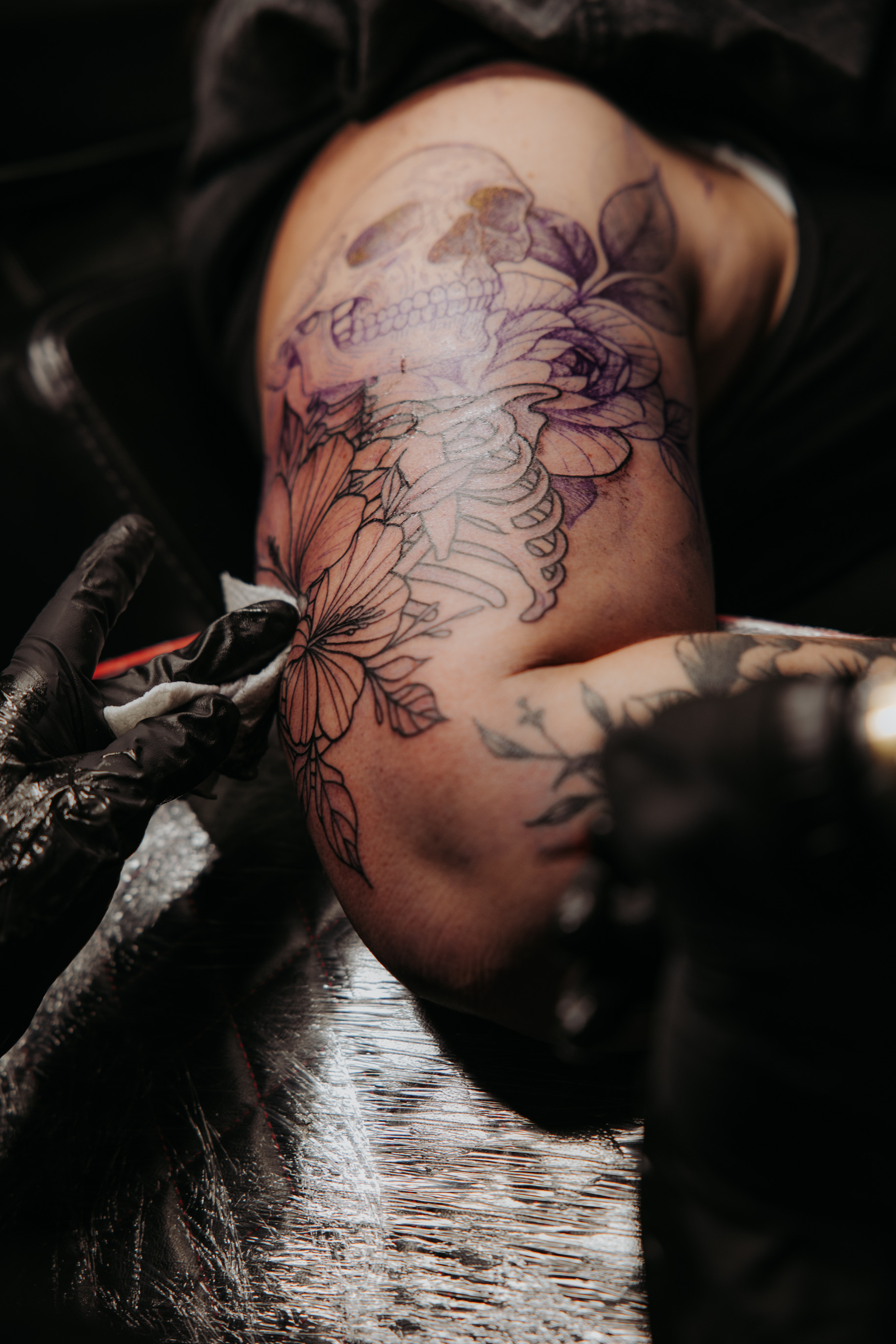 Tattoo studio session